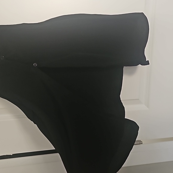 AE Black Open Back Tank - Picture 5 of 6